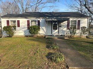 203 Bryant Ave, Dickson, TN 37055
