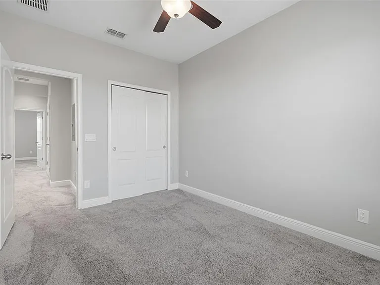 15591 Honeybell Dr — Photo 24