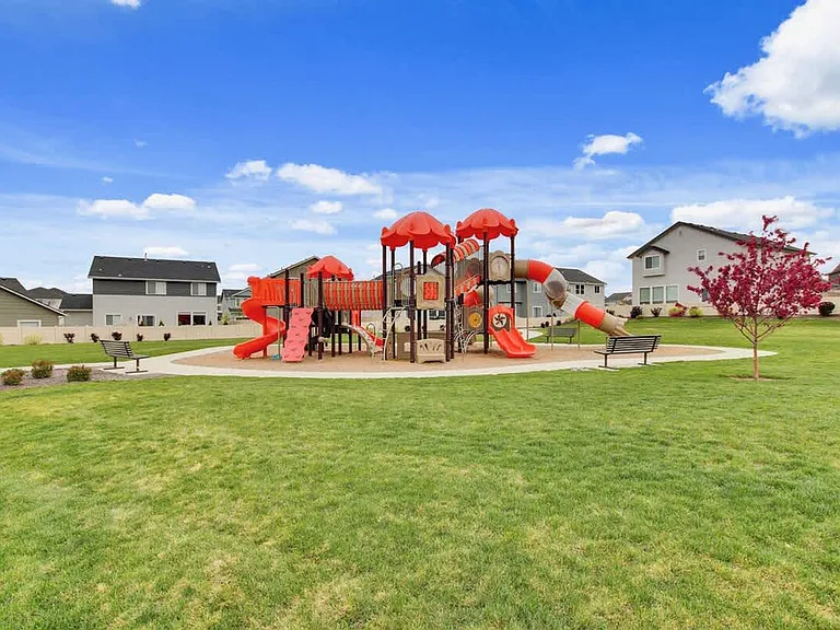 313 S Iceberg Lake Ave #ID1250647P — Photo 46