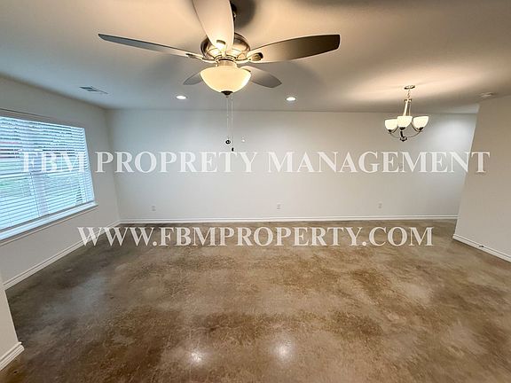 5th image of 100 E Camden St