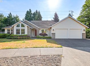 19196 Captains Ct, Oregon City, OR 97045