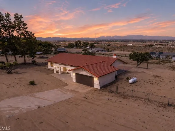 20575 Lupine St, Apple Valley, CA 92308