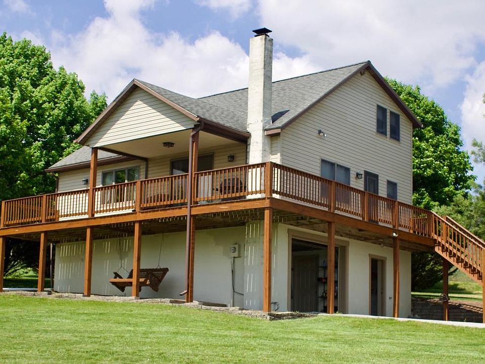 1st image of 13651 Farm Ln