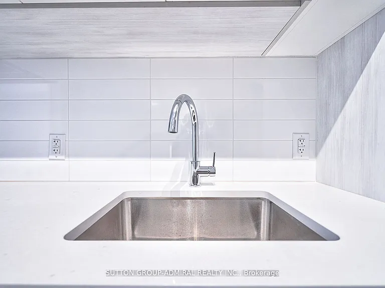 2033 Kennedy Rd #1905 — Photo 7