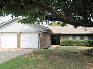 1013 Apollo Cir, Edmond, OK 73003