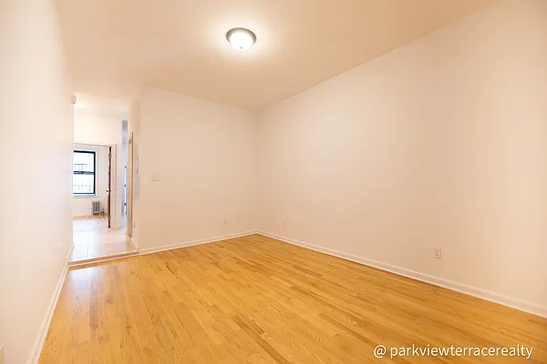 Rented by Sorensens Parkview Terrace Real Estate Inc | media 13