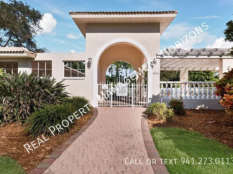 8737 Pebble Creek Ln — Photo 48