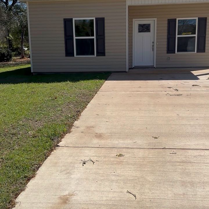1st image of 523 Windmill Rd