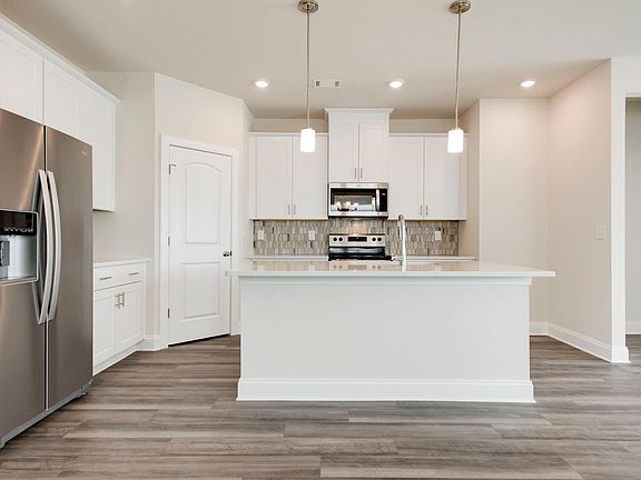 5th image of 4356 Skyridge Dr