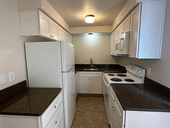 5th image of 166 Salem Heights Ave SE #166