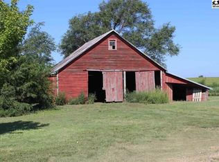 1029 1st Ave, Windom, KS 67491