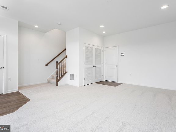 4th image of 3133 Eton Pl