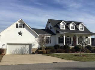 71 Bourbon St, Greenup, KY 41144