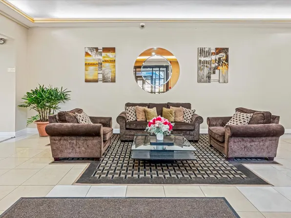 67-25 Dartmouth Street image 2 of 12