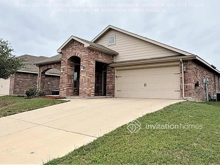 6520 Chalk River Dr — Photo 2