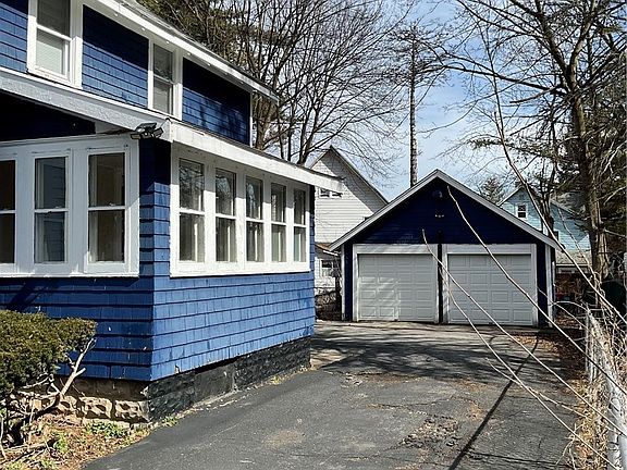 2nd image of 109 Smith Rd