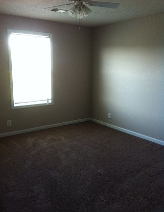 5th image of 830 Flyer Ct