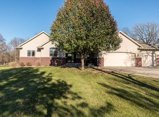 95 E Main St, Cedar Rapids, IA 52328