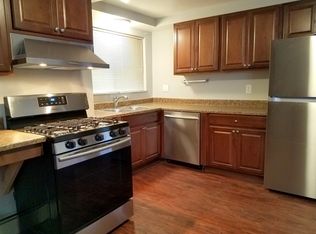 1806 Larkins Way, Pittsburgh, PA 15203