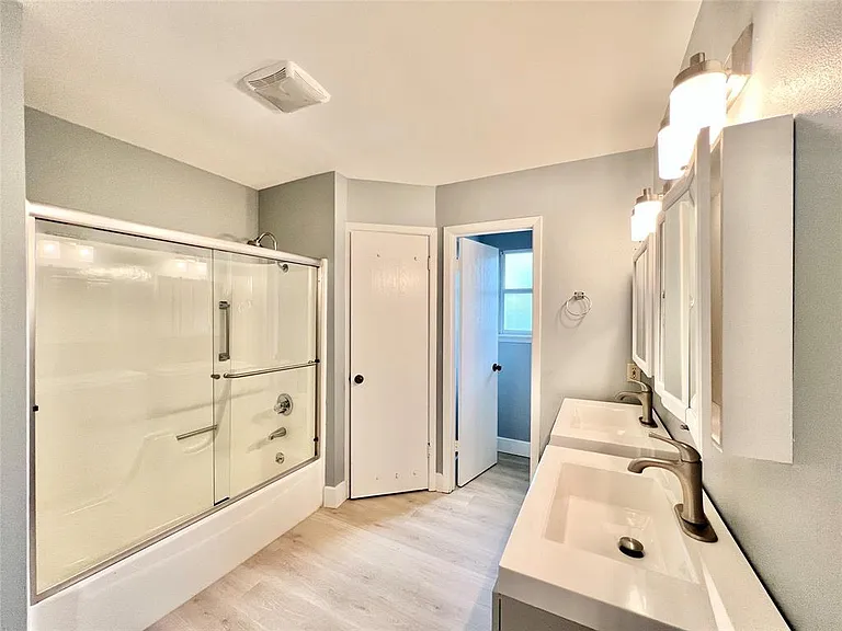 11502 Toledo Dr — Photo 14