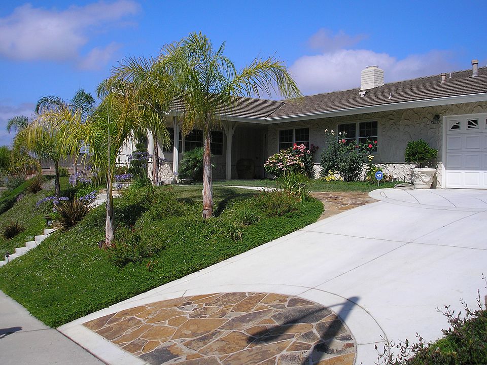 1st image of 2520 Sapra St