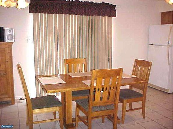 4th image of 505 Evergreen Ln