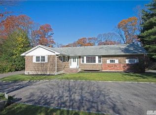 153 Middleville Rd, Northport, NY 11768
