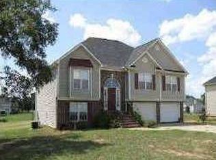 145 Peach Blossom Ln SE, Calhoun, GA 30701