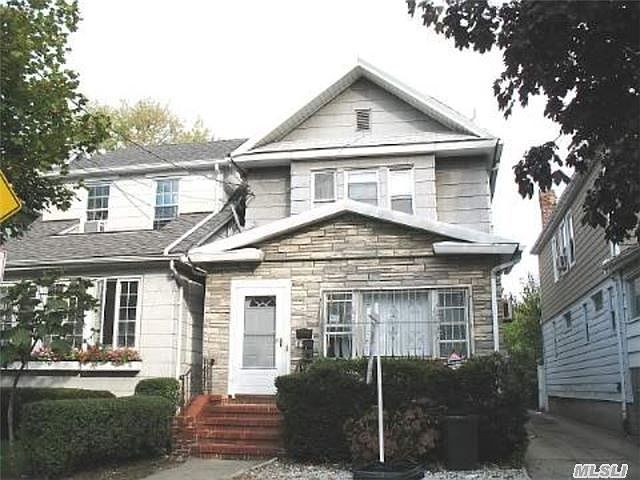 1st image of 8515 122nd St