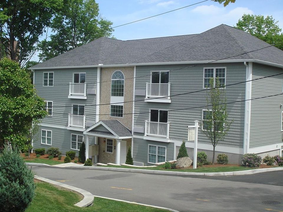 1st image of 109 California Ave APT 104