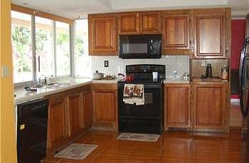 5th image of 8250 NW 20th Ct