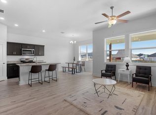224 Riley Ln, Fredericksburg, TX 78624