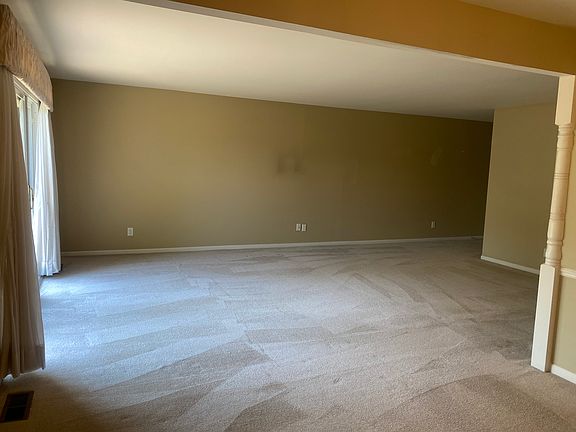 3rd image of 2409 Mulberry Sq APT 63