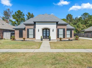 12741 Ruby Lake Dr, Walker, LA 70785