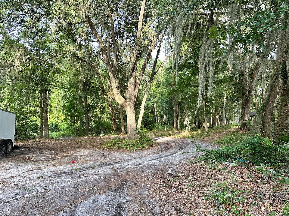 2nd image of 3066 Jaycee Shack Rd