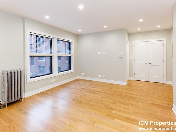 2nd image of 516 W Cornelia Ave #2F