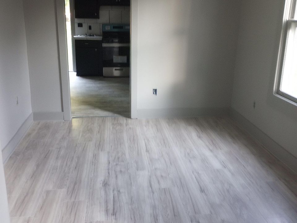 2nd image of 5945 Beechwood Dr