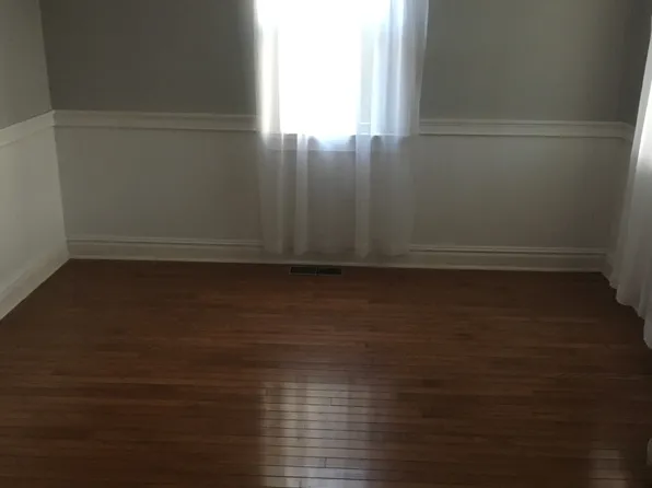 240 Seaside Ave, Stamford, CT 06902