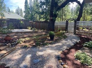 5539 Daisy Dr, Pollock Pines, CA 95726