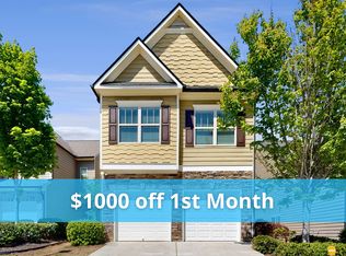 3922 Lake Manor Way, Atlanta, GA 30349