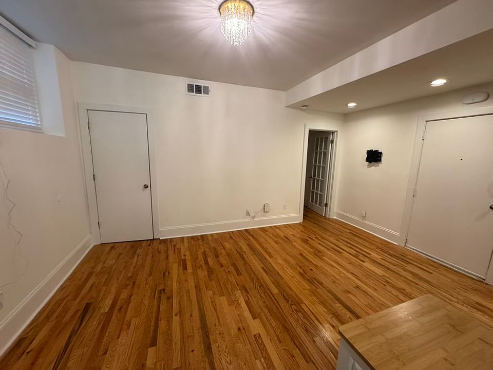 1st image of 741 Frederica St NE APT 25