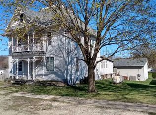 419 State St, Clermont, IA 52135