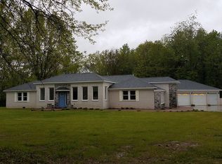 11951 S Sullivan Pl, Terre Haute, IN 47802