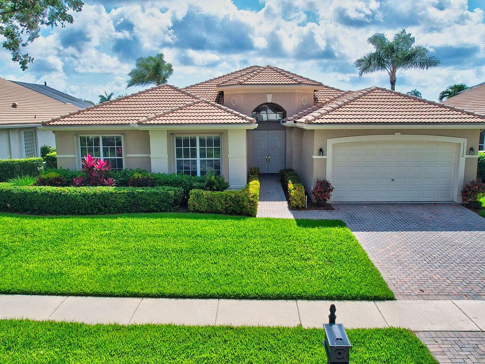 1st image of 13220 Alhambra Lake Circle