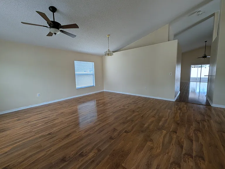 12406 Beacontree Way — Photo 2