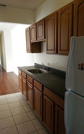 5th image of 7405 N Ashland Blvd APT A1