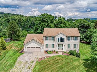 129 Hilltop Dr, Apollo, PA 15613