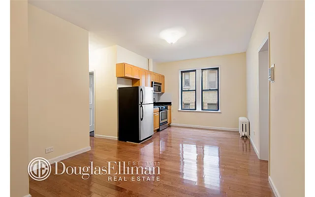 Rented by Douglas Elliman | media 10