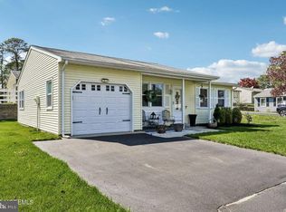 23 Chelsea Dr #70, Whiting, NJ 08759