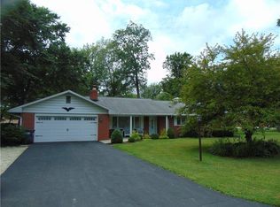 4901 S Edgewood Dr, Muncie, IN 47302